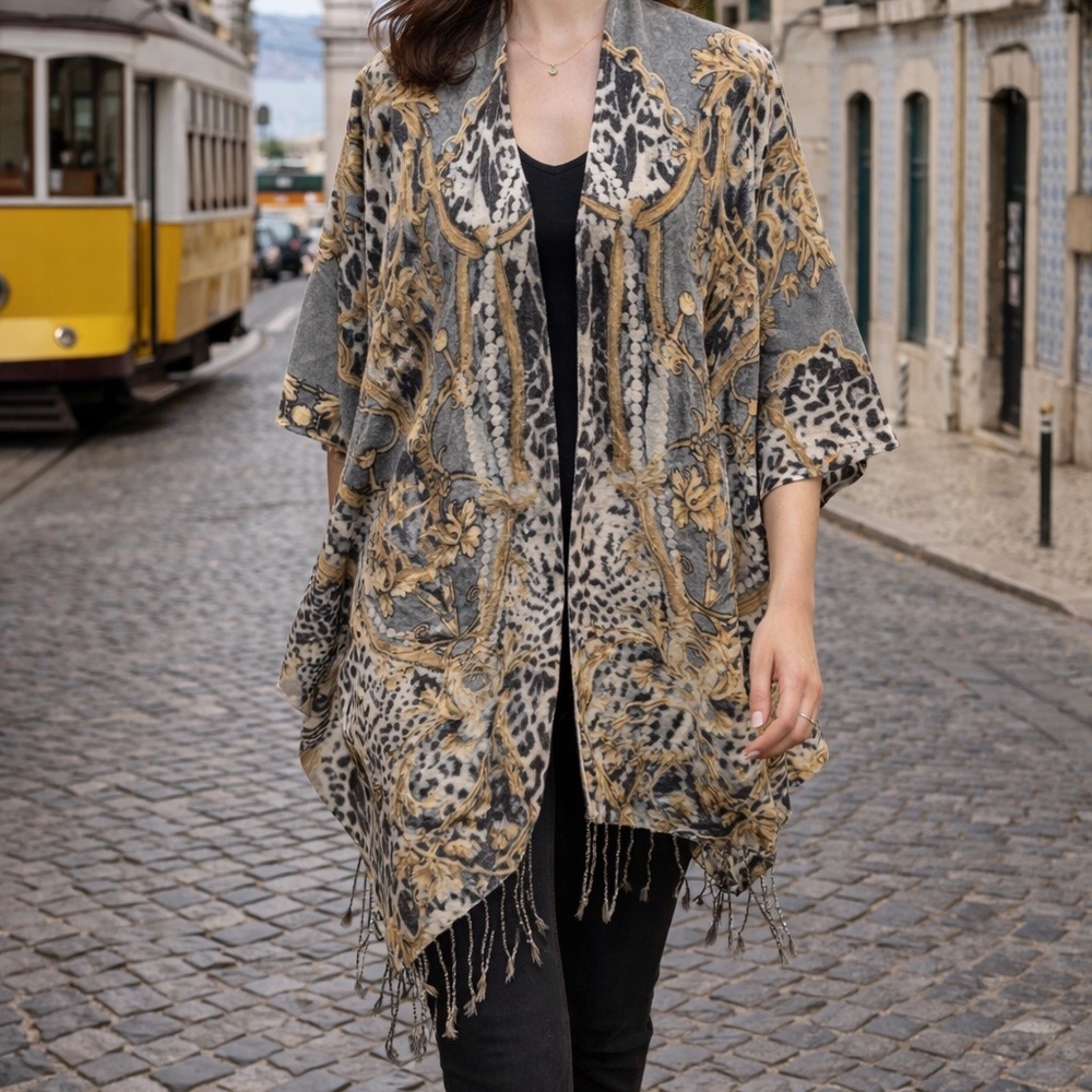 Chico's Leopard Baroque Print Kimono Wrap Fringe Grey Gold One Size